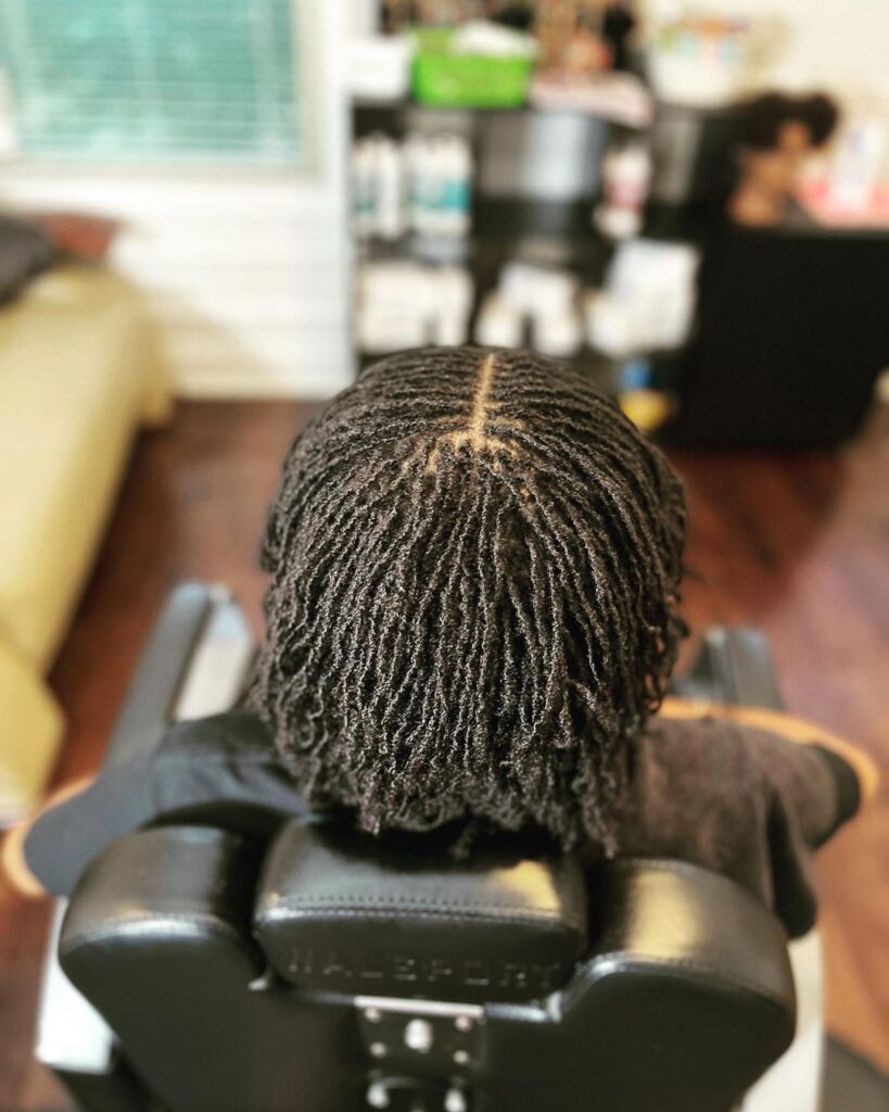 Inter Twisted Locs