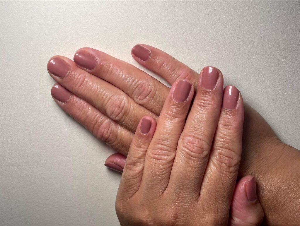 Natural Pink Oval Nails