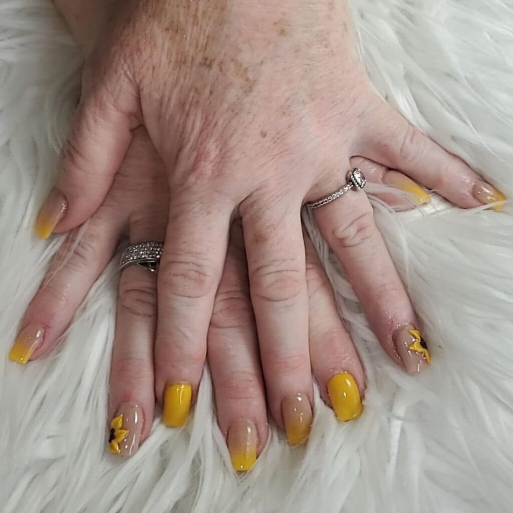 Sunflower Gel Nails