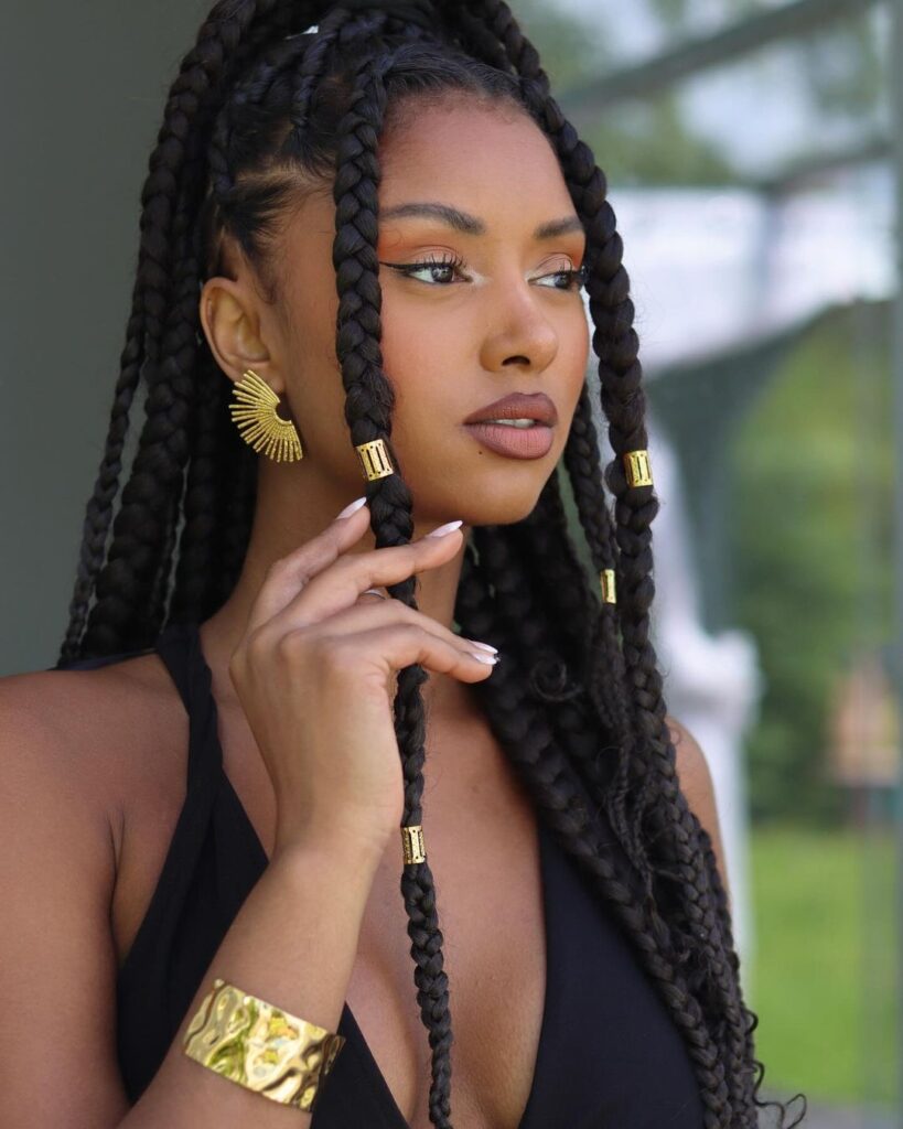 Full, neat box braids using crochet method