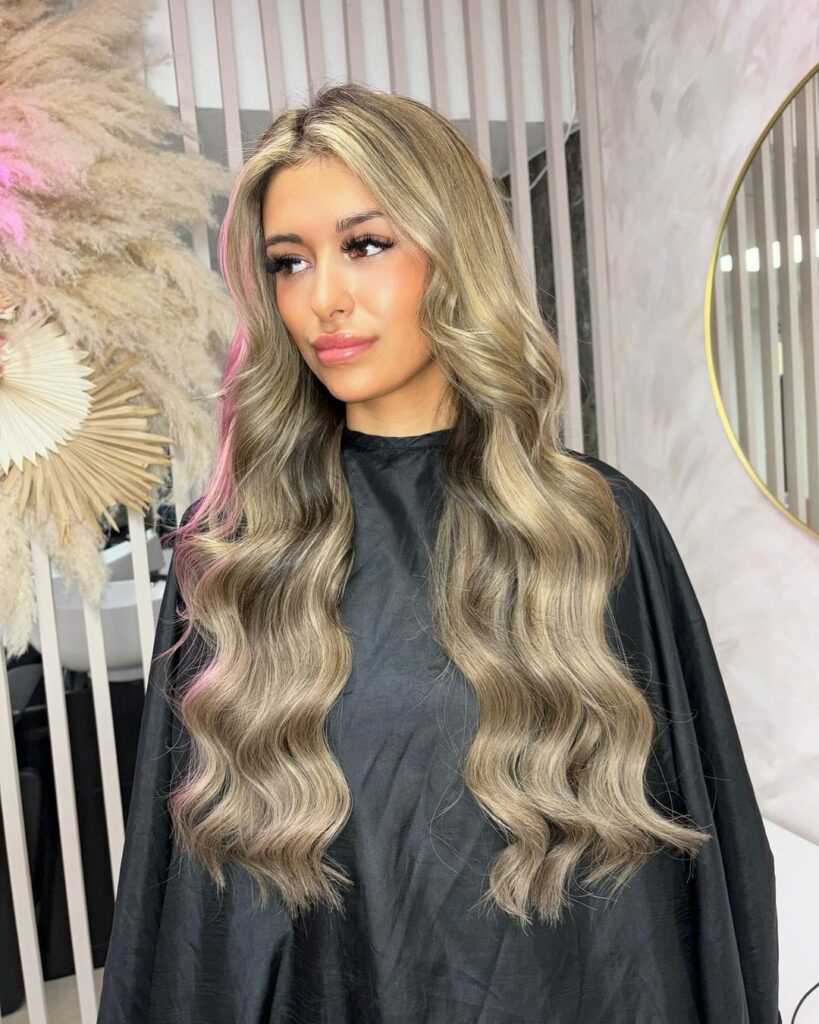 Voluminous, flowing romantic curls hairstyle