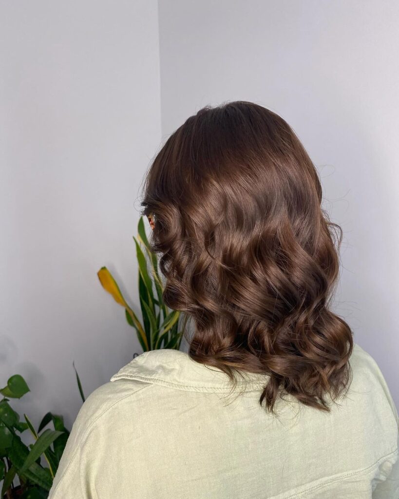 Deep brown, high gloss, even color