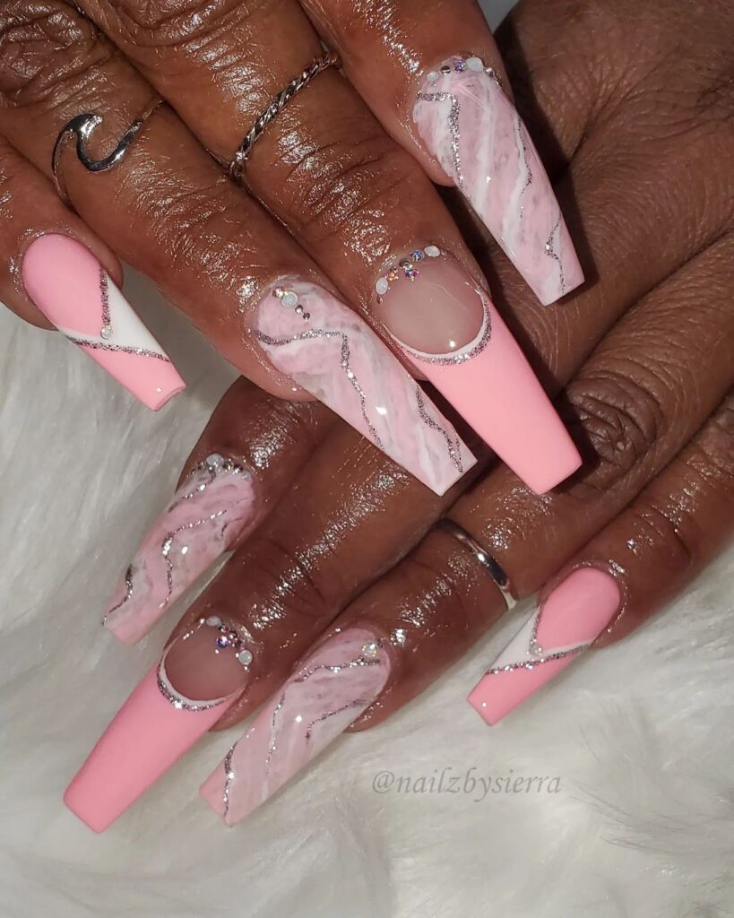 Pink and white Orlando-style nails design