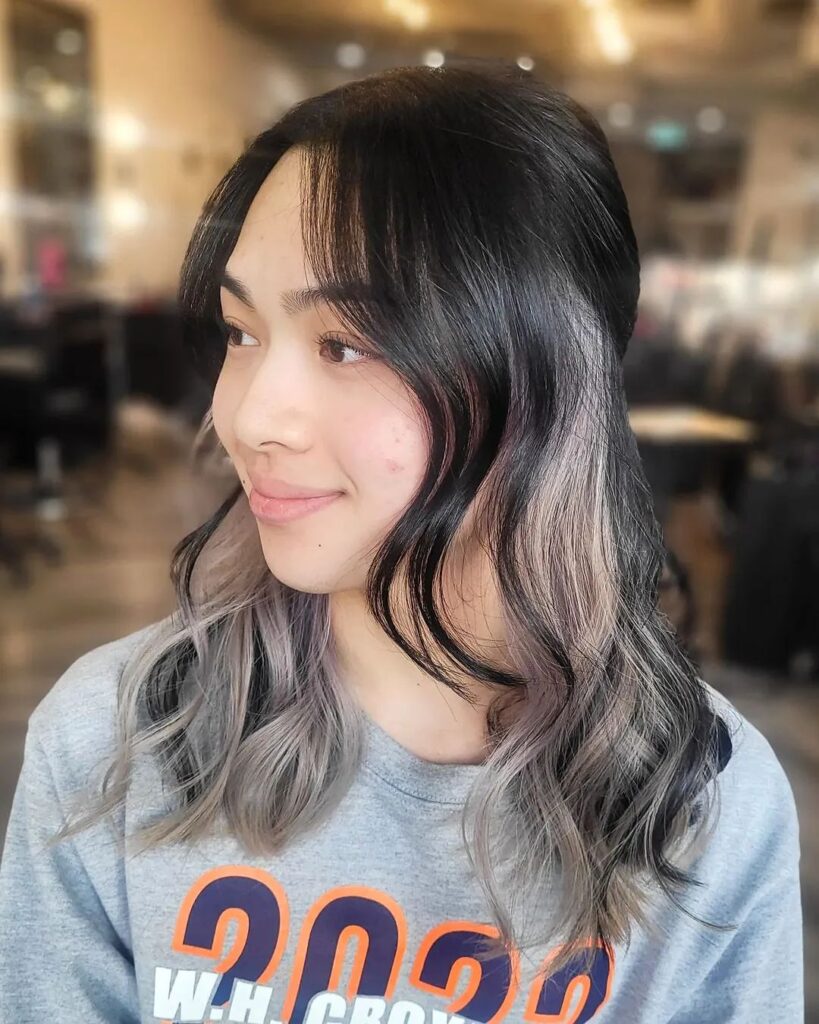 Medium-length hair with two-toned layered cut