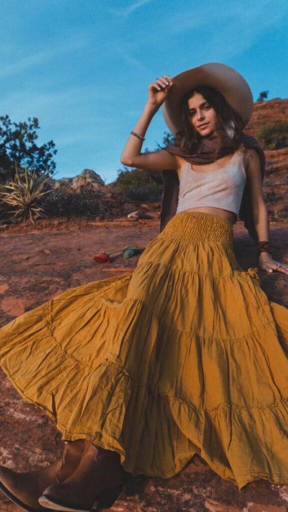 Flowy maxi skirts for fall chic