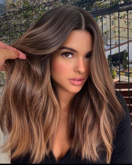 Light sandy brown for a fresh, beachy vibe.