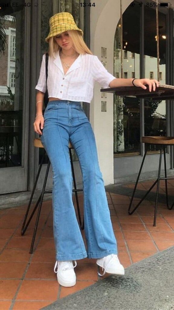 Timeless vintage-inspired fall fashion vibes