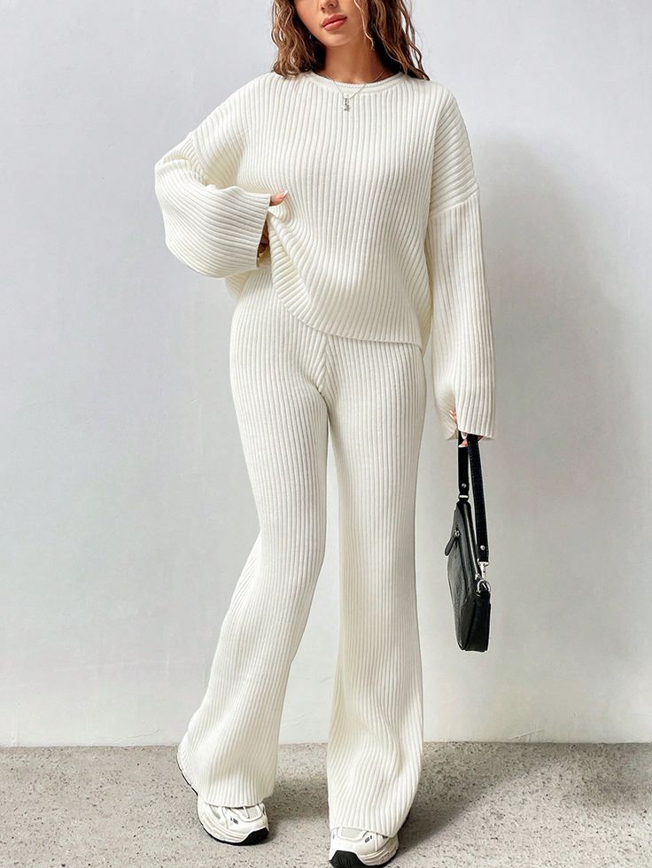 Knit sweater with wide-leg pants
